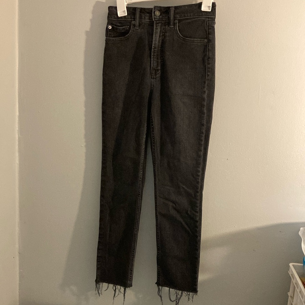 GAP Black Ankle Cropped Jeans with Faded Detail